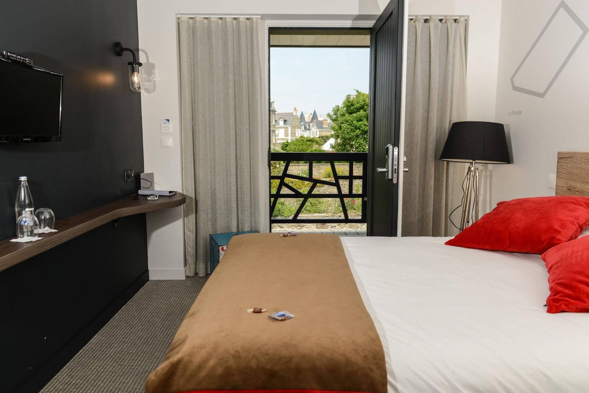 Hotel Ar Iniz Saint-Malo Exteriör bild