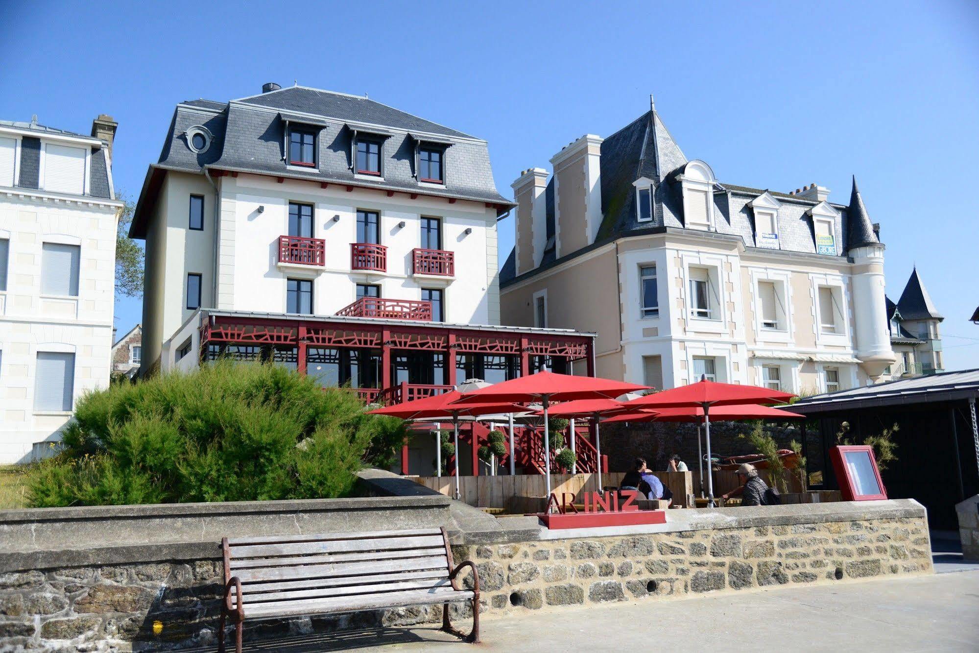 Hotel Ar Iniz Saint-Malo Exteriör bild