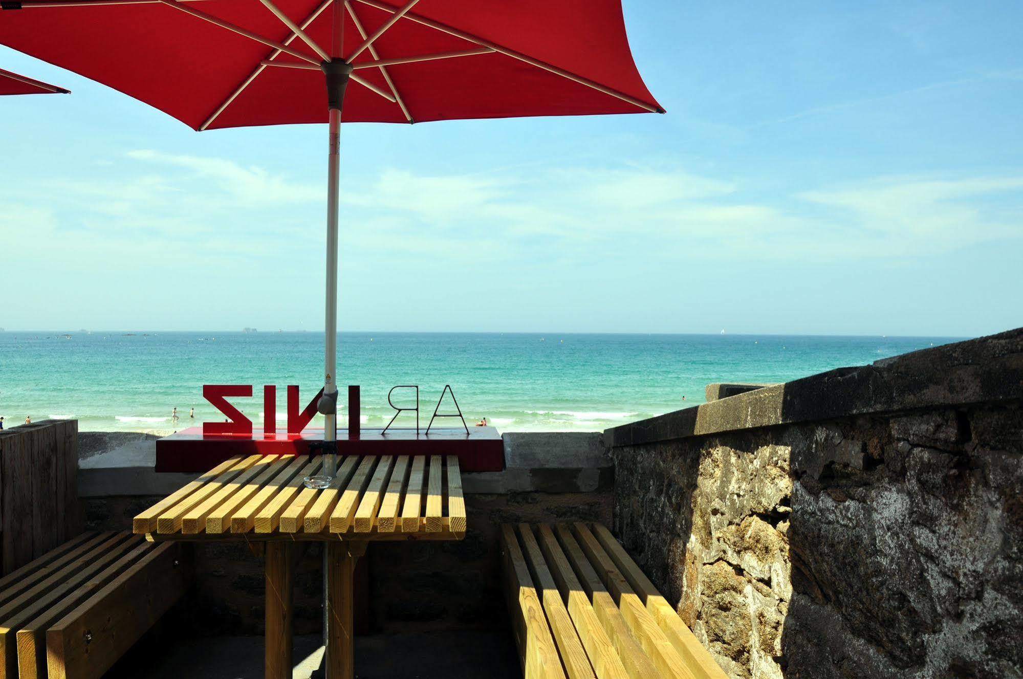 Hotel Ar Iniz Saint-Malo Exteriör bild